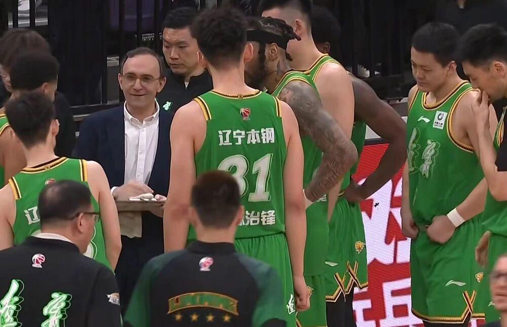 中欧体育登录入口-辽篮创近14年最差排名，杜锋入围最佳教练评选，奎因荣膺抢断王
